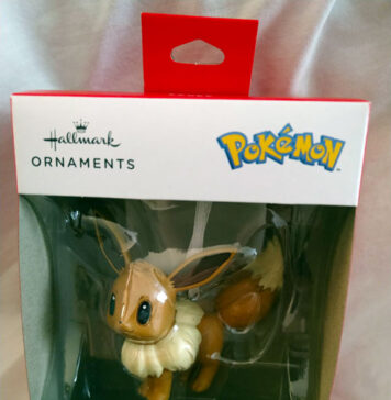 Eevee Joins the Hallmark Ornament Line-up for 2021!